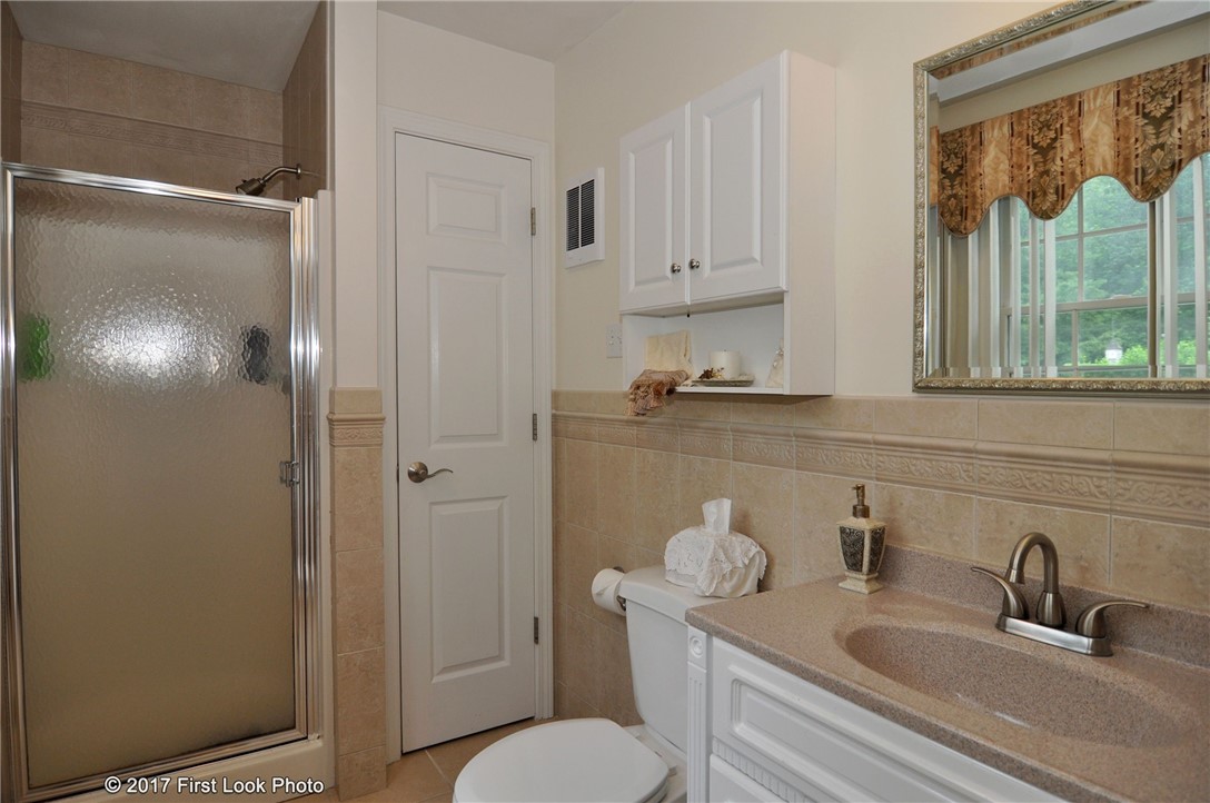 21 Deer View Road Johnston, RI 02919 - Photo 16 of 43