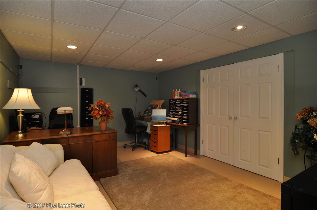 21 Deer View Road Johnston, RI 02919 - Photo 27 of 43