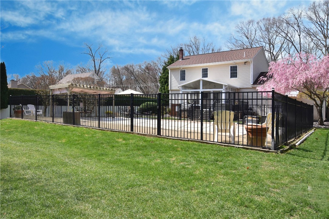 21 Deer View Road Johnston, RI 02919 - Photo 33 of 43