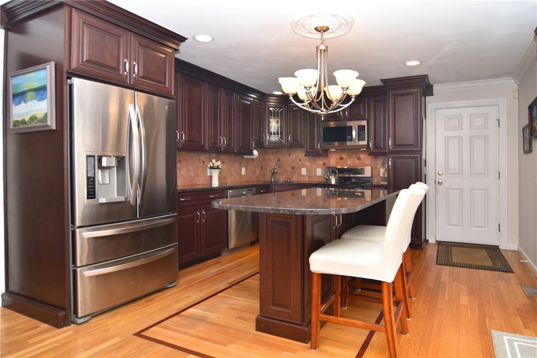 21 Deer View Road Johnston, RI 02919 - Photo 5 of 43