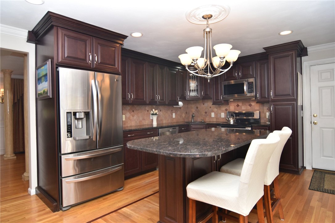 21 Deer View Road Johnston, RI 02919 - Photo 6 of 43