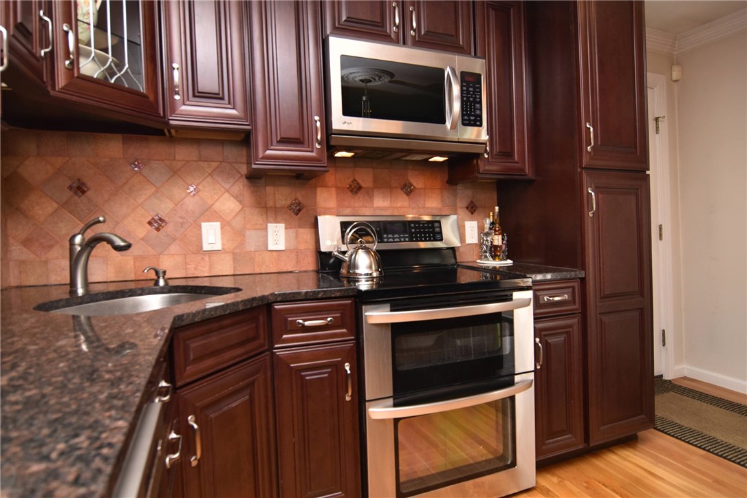 21 Deer View Road Johnston, RI 02919 - Photo 7 of 43