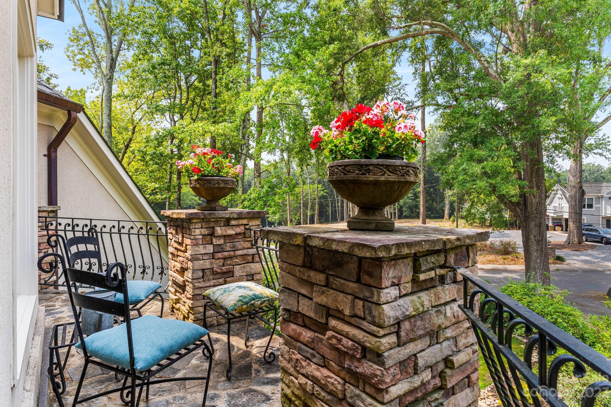 619 Lorimer Road Davidson, NC 28036 - Photo 24 of 46 Gallery Image 24