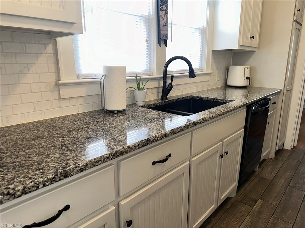 1919 Westfield Road Mount Airy, NC 27030 - Photo 11 of 42