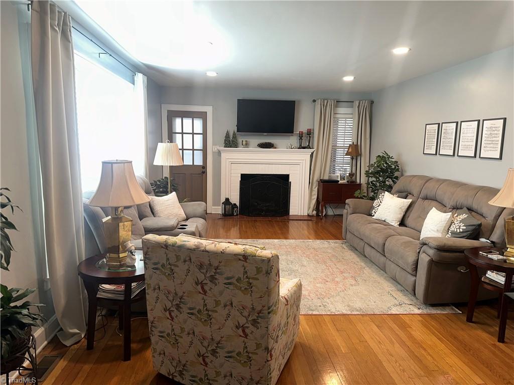 1919 Westfield Road Mount Airy, NC 27030 - Photo 4 of 42