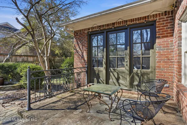 $440,000 | 1425 Fontaine Drive, Jackson, MS 39211
