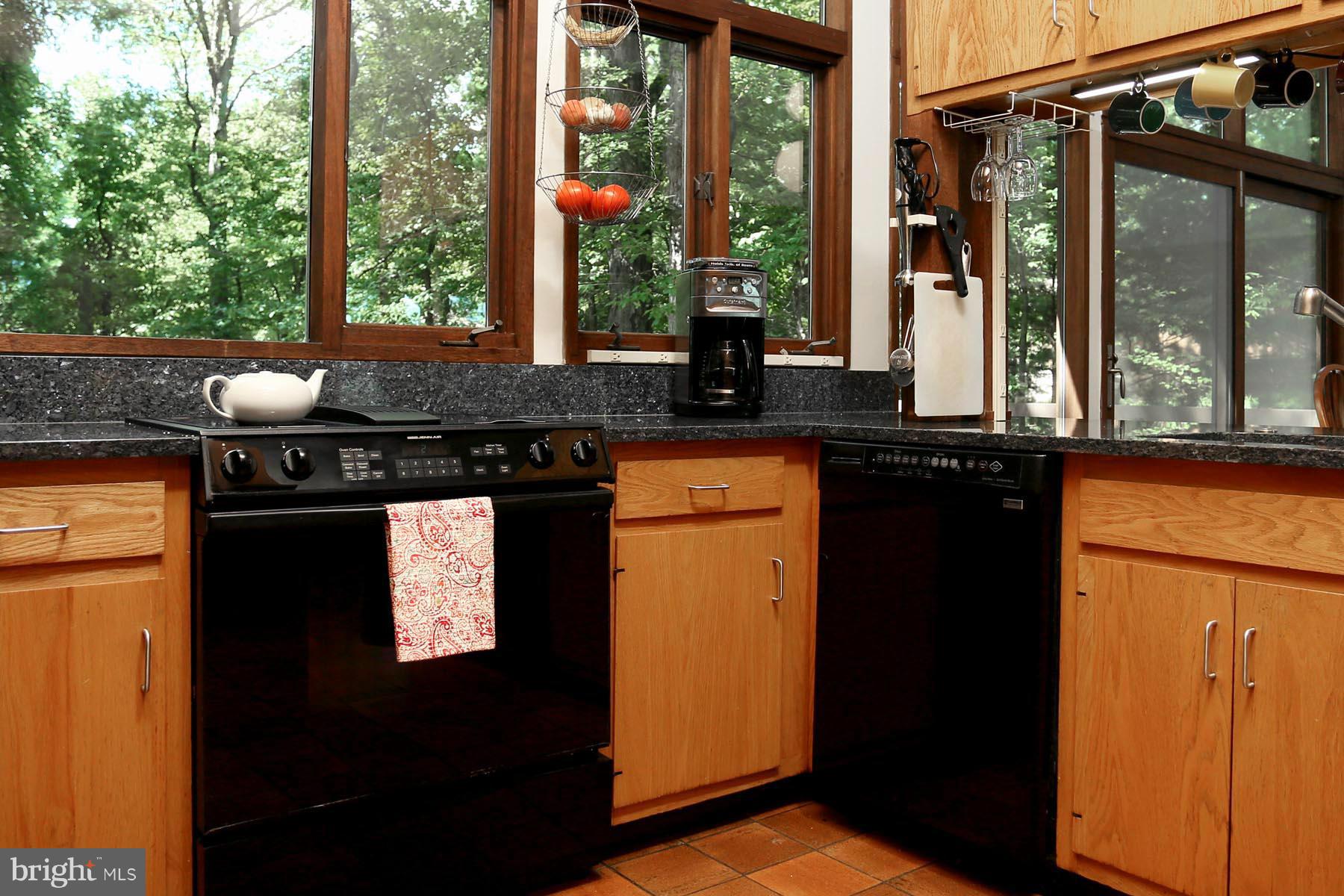 108 Ridge Road Greenbelt, MD 20770 - Photo 6 of 26 Kitchen