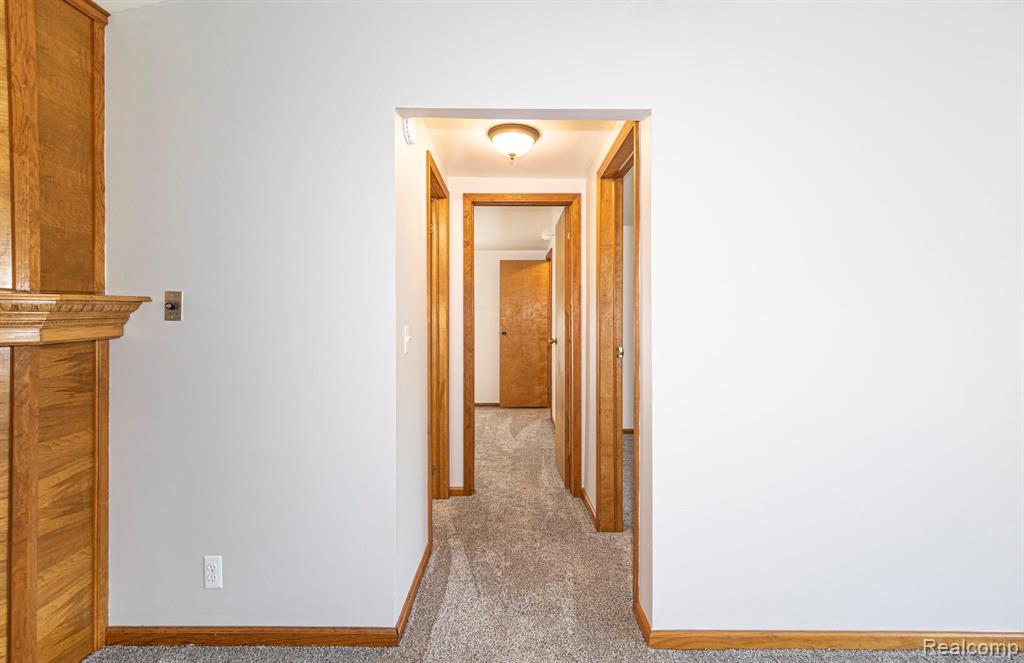 28500 King Road Romulus, MI 48174 - Photo 38 of 39