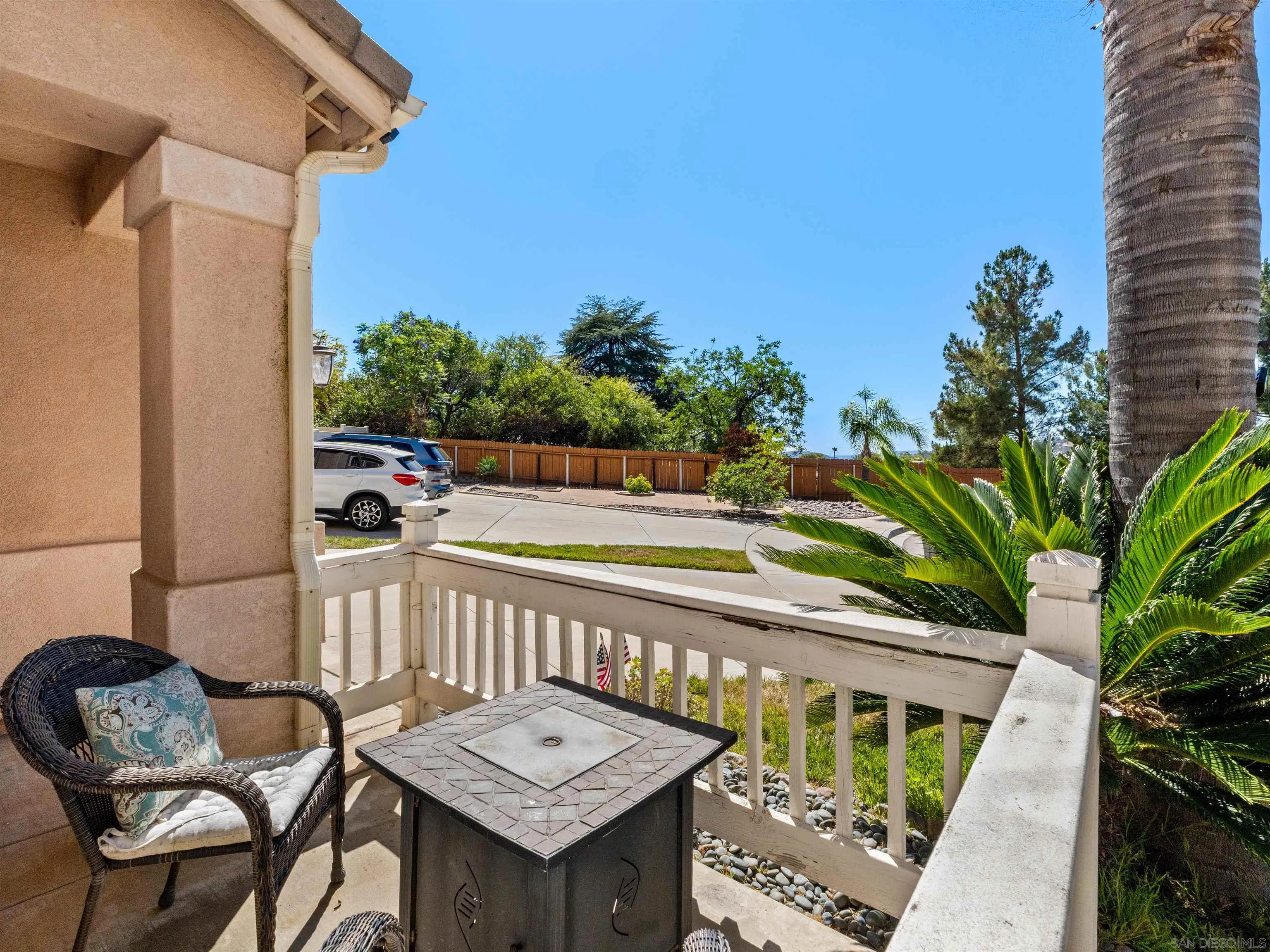 2925 Sunhaven Court Alpine, CA 91901 - Photo 2 of 19 a view of a chairs and table in patio