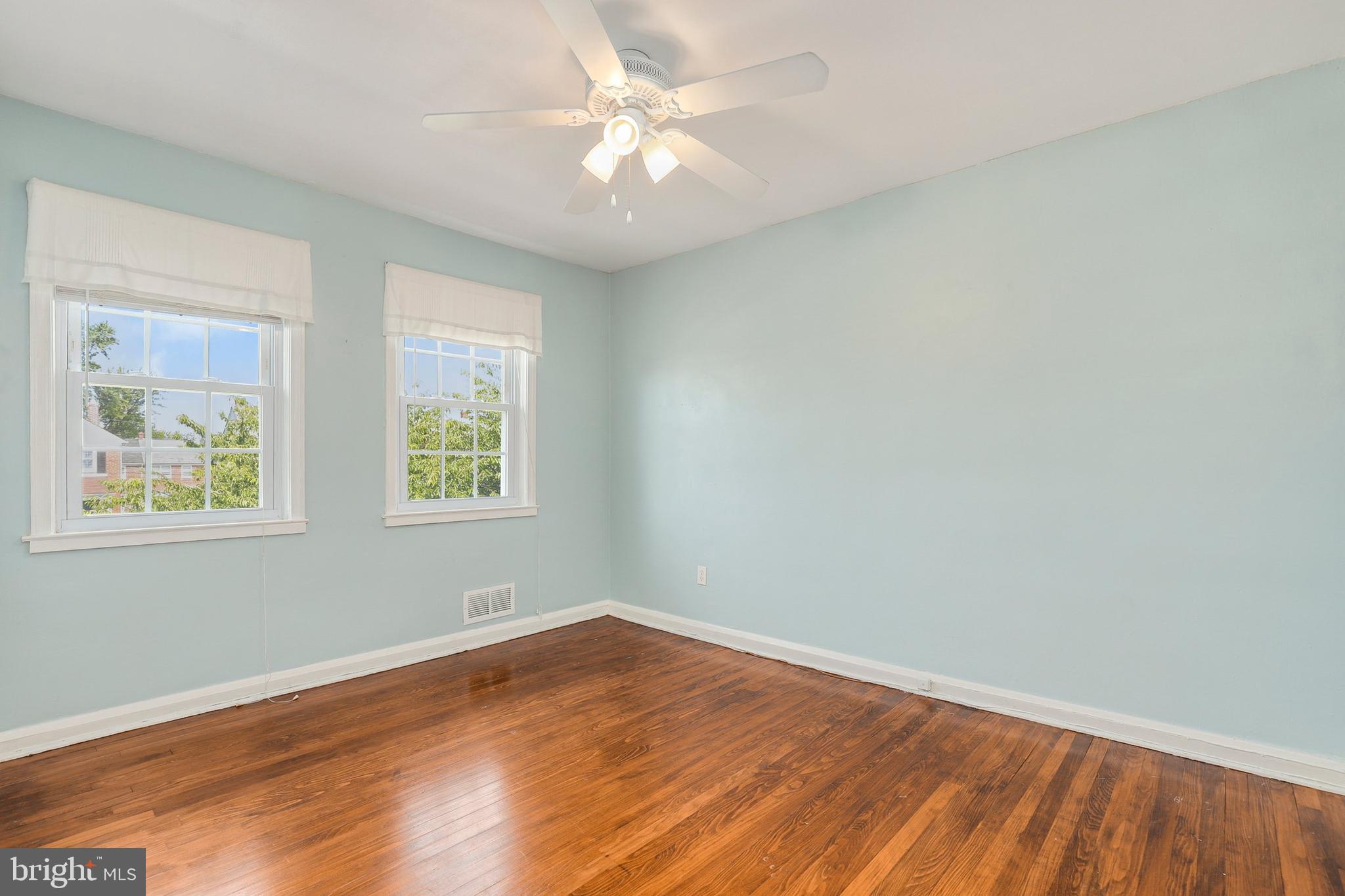 8331 Edgedale Road Baltimore, MD 21234 - Photo 18 of 33