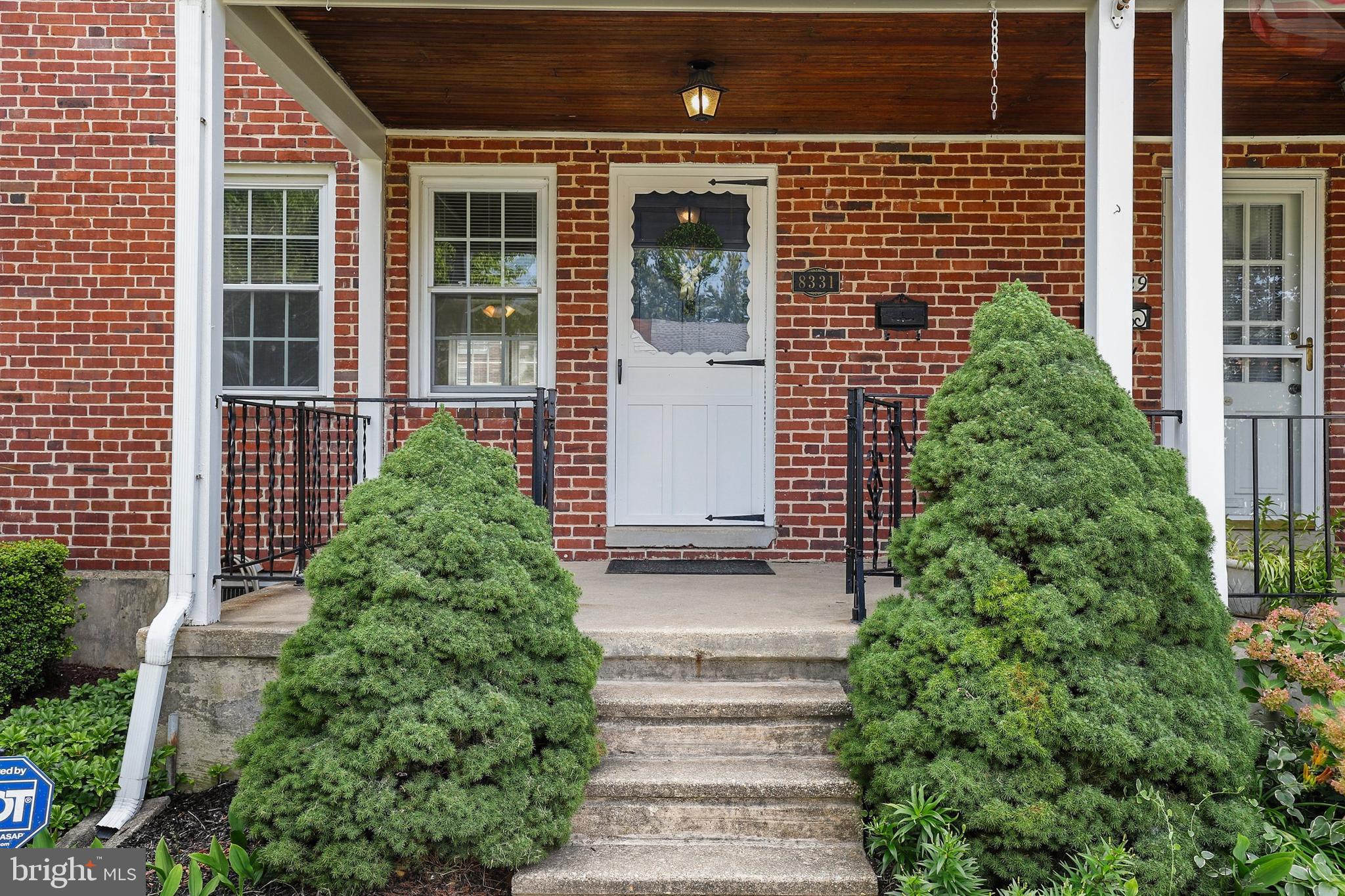 8331 Edgedale Road Baltimore, MD 21234 - Photo 3 of 33