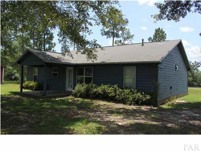 4091 Schifko Road Cantonment, FL 32533 - Photo 6 of 19 Rear picture of the home.