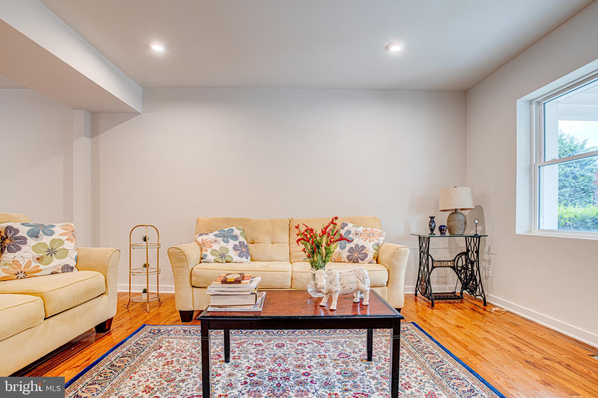 5610 Clearspring Road Baltimore, MD 21212 - Photo 4 of 48
