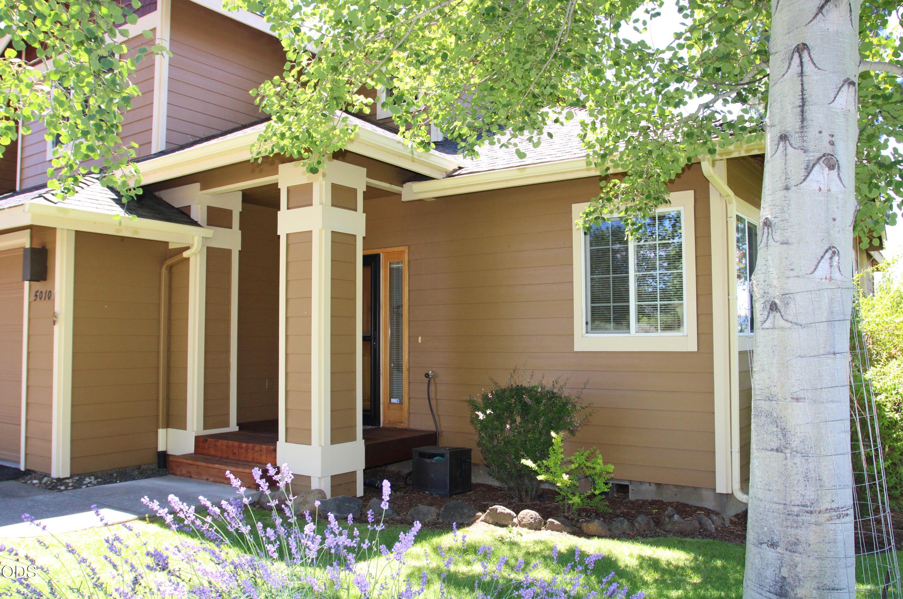 5010 Sora Loop Klamath Falls, OR 97601 - Photo 4 of 80