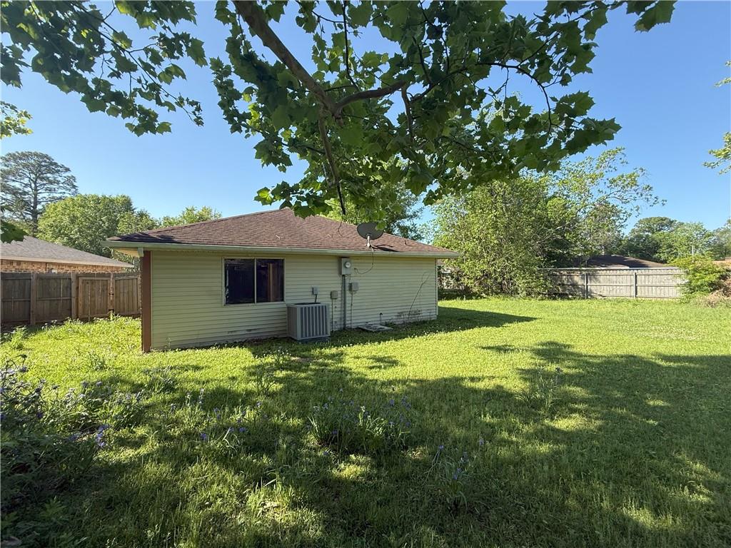 200 Nottingham Lane Slidell, LA 70461 - Photo 7 of 45