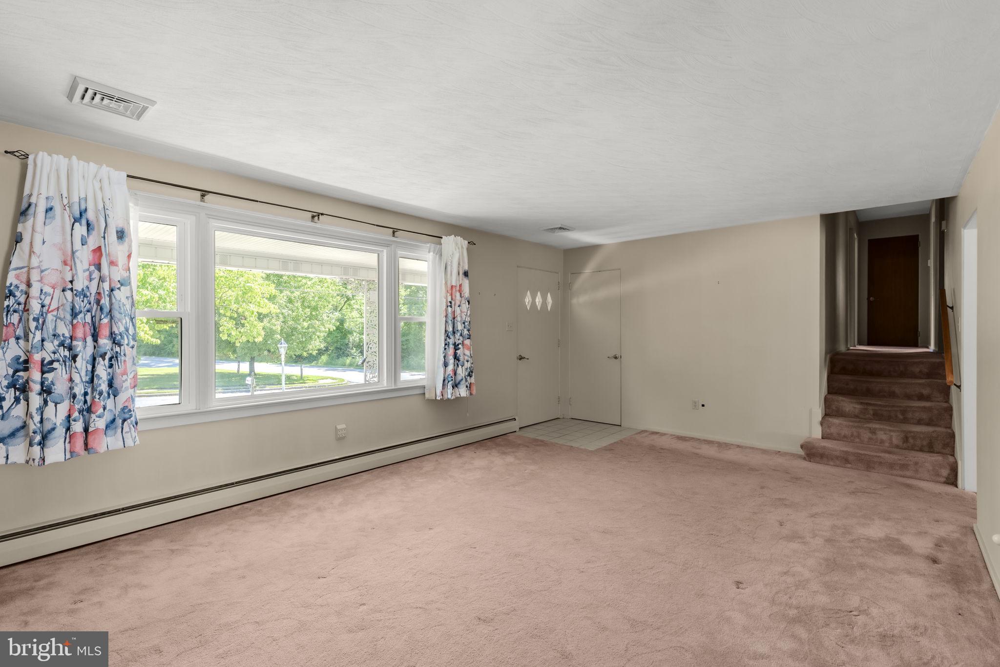 4107 Trowbridge Road York, PA 17402 - Photo 5 of 50 Spacious room with natural light.