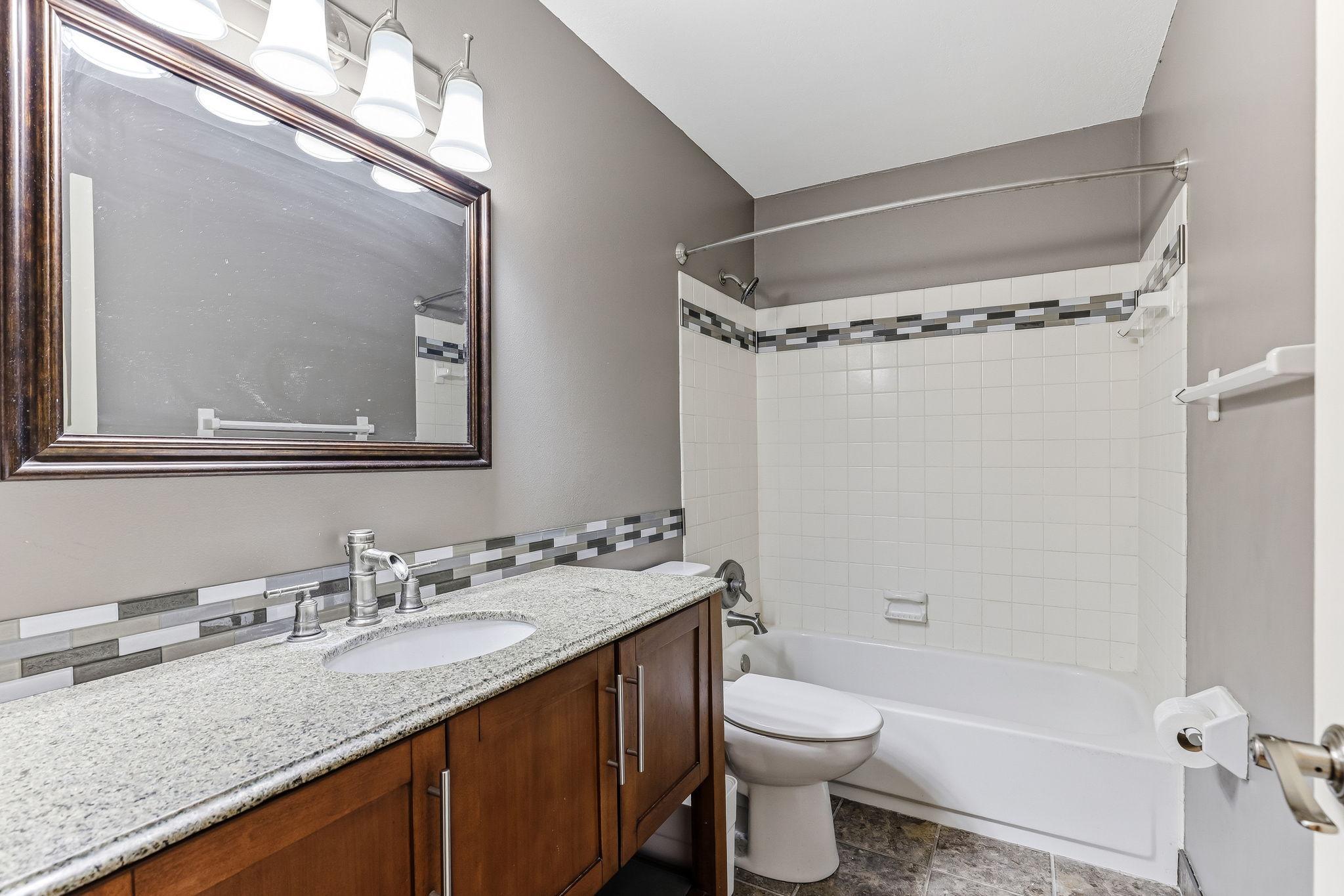 1700 Four Oaks Road, Unit 331 Eagan, MN 55121 - Photo 22 of 37