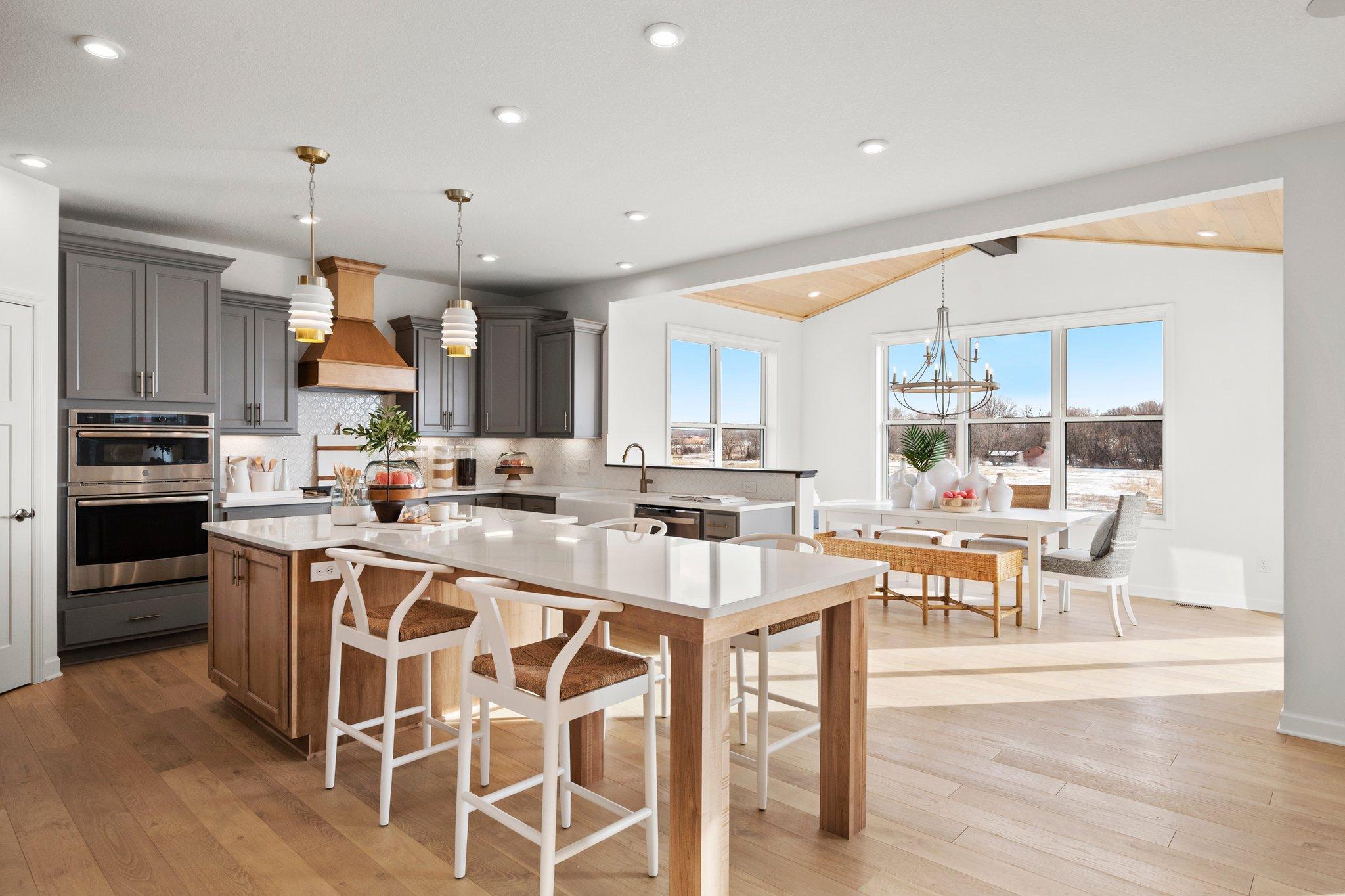 3850 Thrush Street Shakopee, MN 55379 - Photo 4 of 42