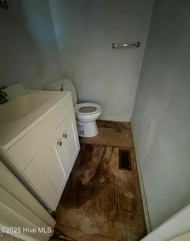 $92,500 | 8147 Swamp Fox Highway East, Tabor City, NC 28463