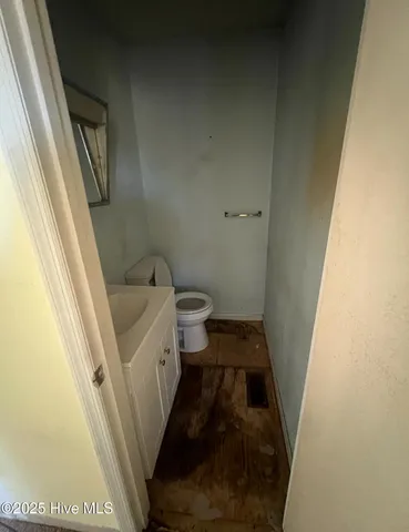 $92,500 | 8147 Swamp Fox Highway East, Tabor City, NC 28463