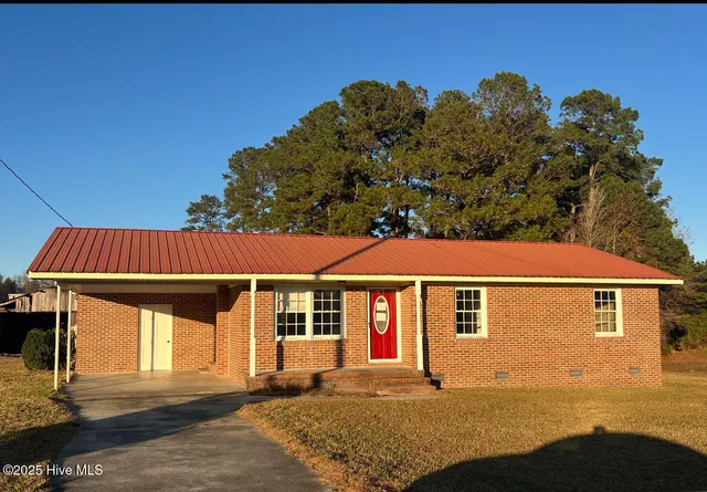 $92,500 | 8147 Swamp Fox Highway East, Tabor City, NC 28463