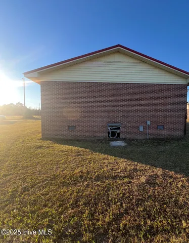 $92,500 | 8147 Swamp Fox Highway East, Tabor City, NC 28463