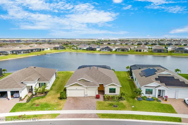 $4,000 | 1082 Great Belt Circle, Melbourne, FL 32940