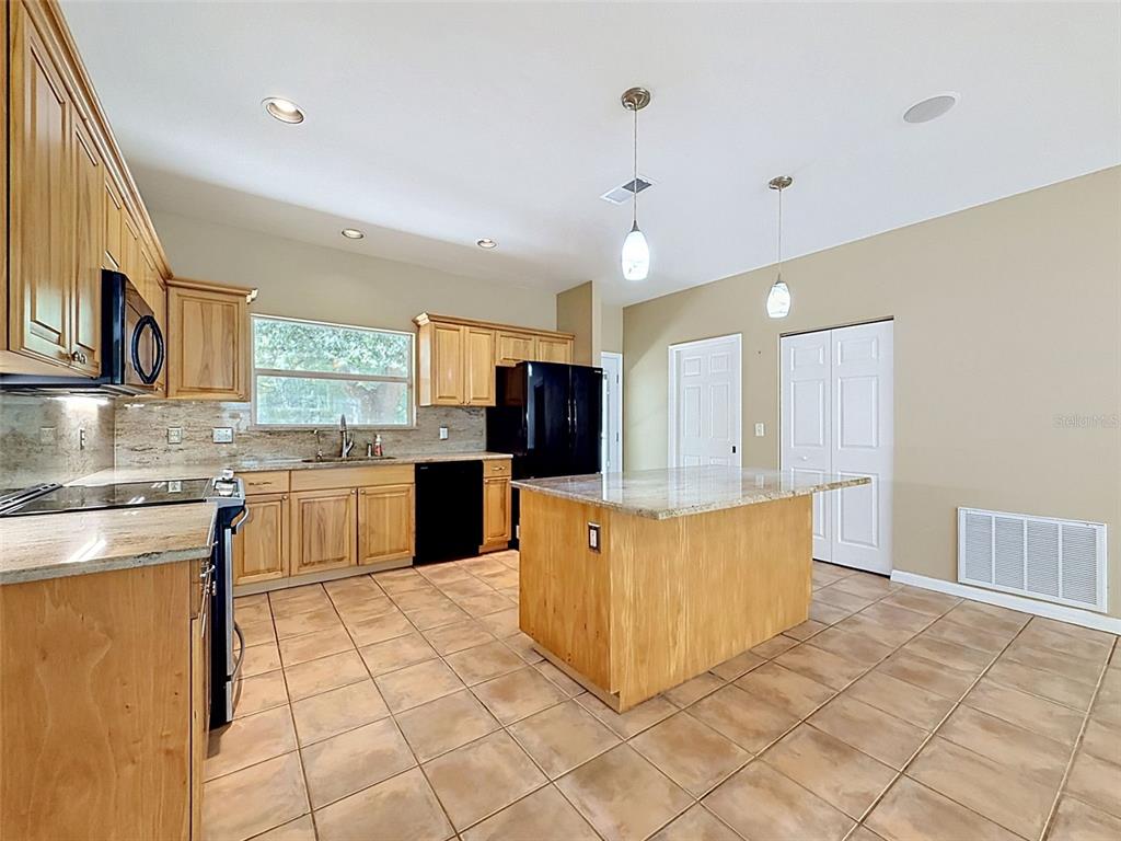 3245 Rackley Road Brooksville, FL 34604 - Photo 10 of 57