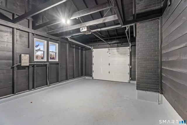 $369,000 | 3 Pleasant Street, East Windsor, CT 06088