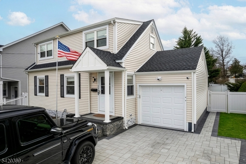 138 Merrill Road Clifton, NJ 07012 - Photo 3 of 35