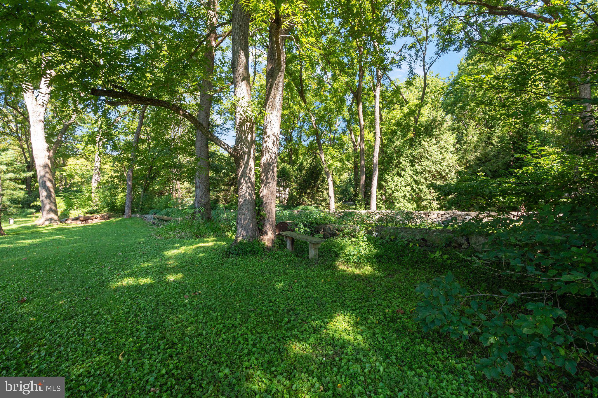 33 Langoma Road Elverson, PA 19520 - Photo 2 of 22 Gallery Image 2