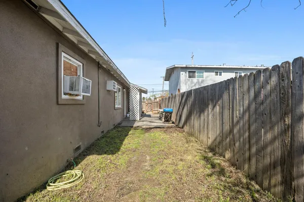 $399,900 | 694 Eleanor Avenue, Sacramento, CA 95815