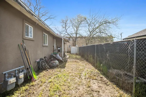 $399,900 | 694 Eleanor Avenue, Sacramento, CA 95815
