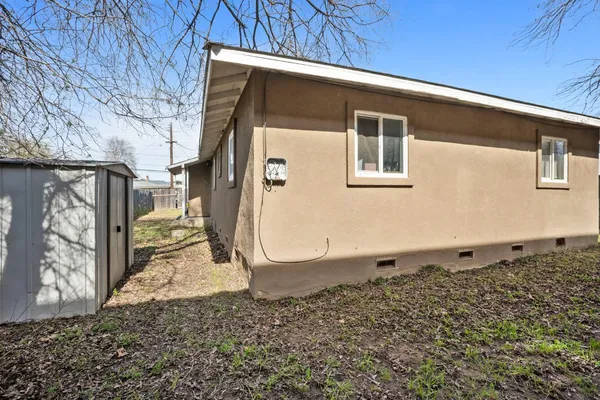 $399,900 | 694 Eleanor Avenue, Sacramento, CA 95815