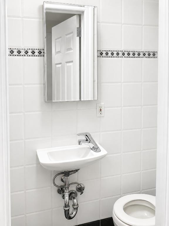 425 Riverside Drive, Unit 4H Manhattan, NY 10025 - Photo 8 of 18 Photo 8