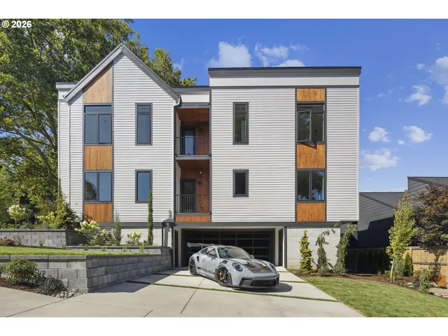 $1,799,000 | 707 1st Street, Lake Oswego, OR 97034