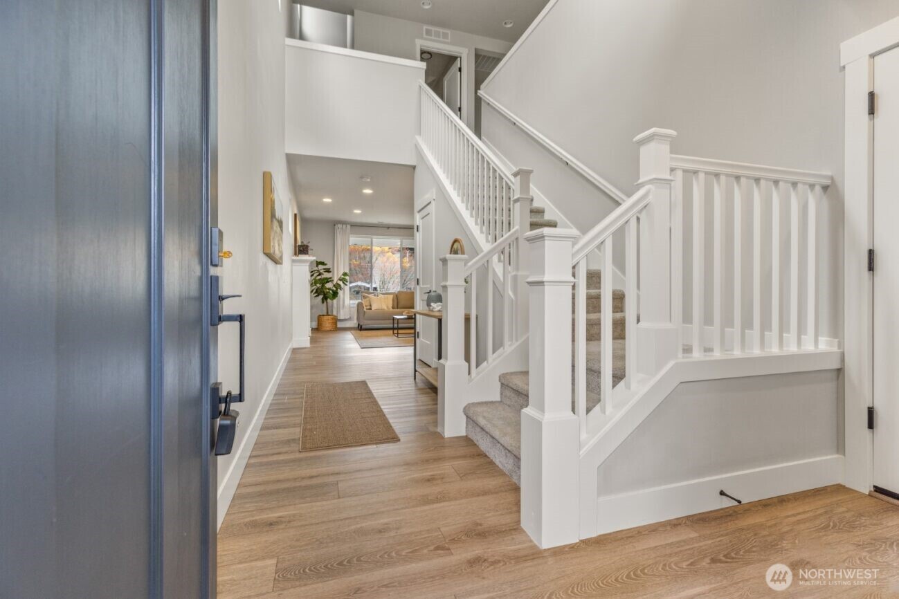 4022 215th Place Southeast Bothell, WA 98021 - Photo 2 of 26