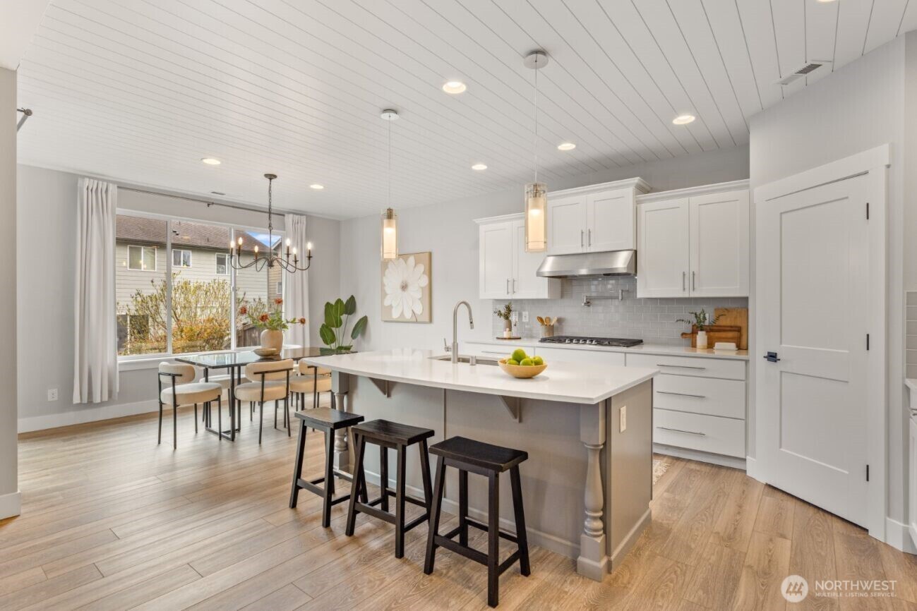 4022 215th Place Southeast Bothell, WA 98021 - Photo 6 of 26