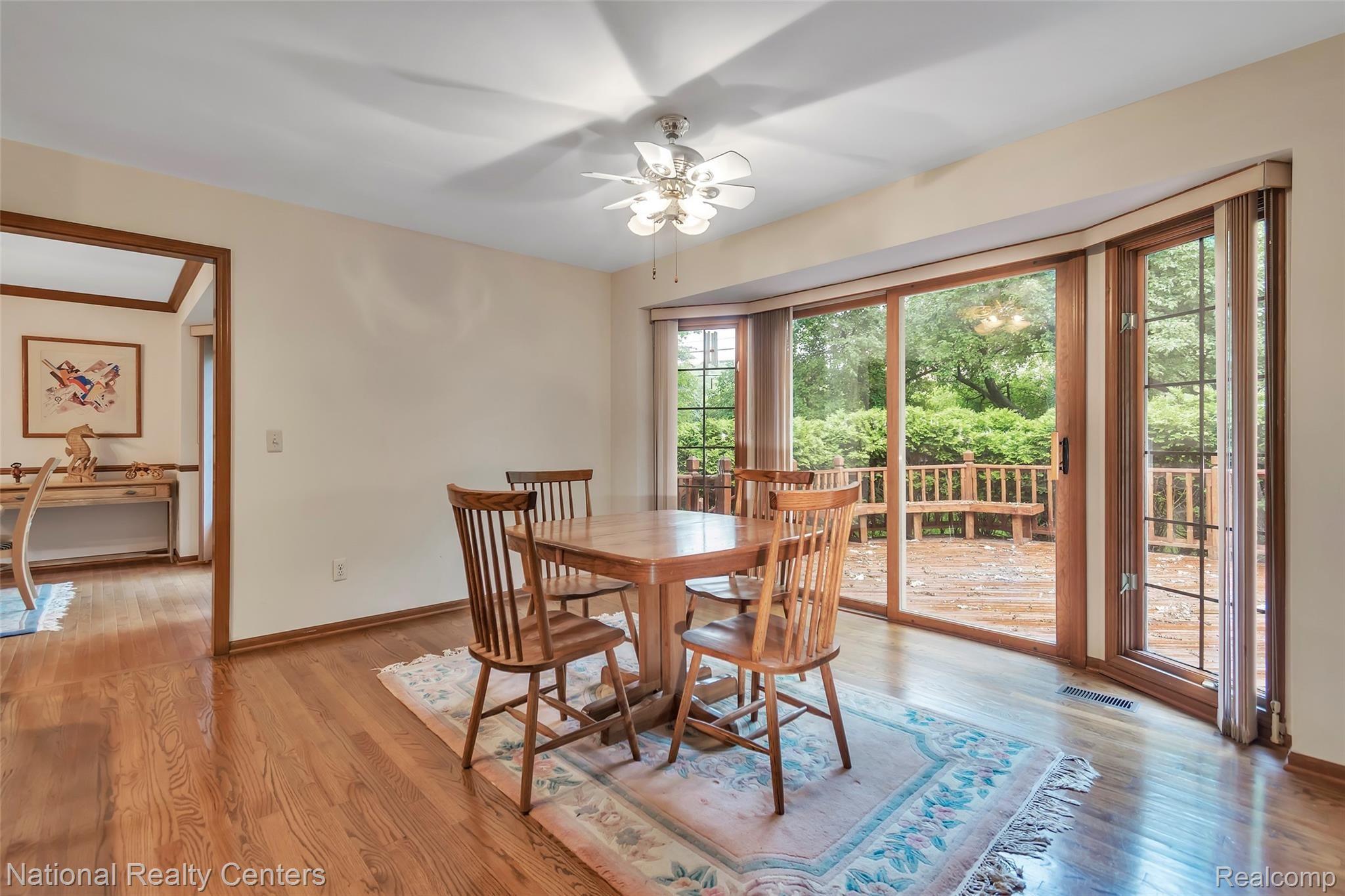 755 Stanford Circle Rochester, MI 48309 - Photo 19 of 47 755-Stanford-Cr-Rochester-Hills-MI-19.jpg