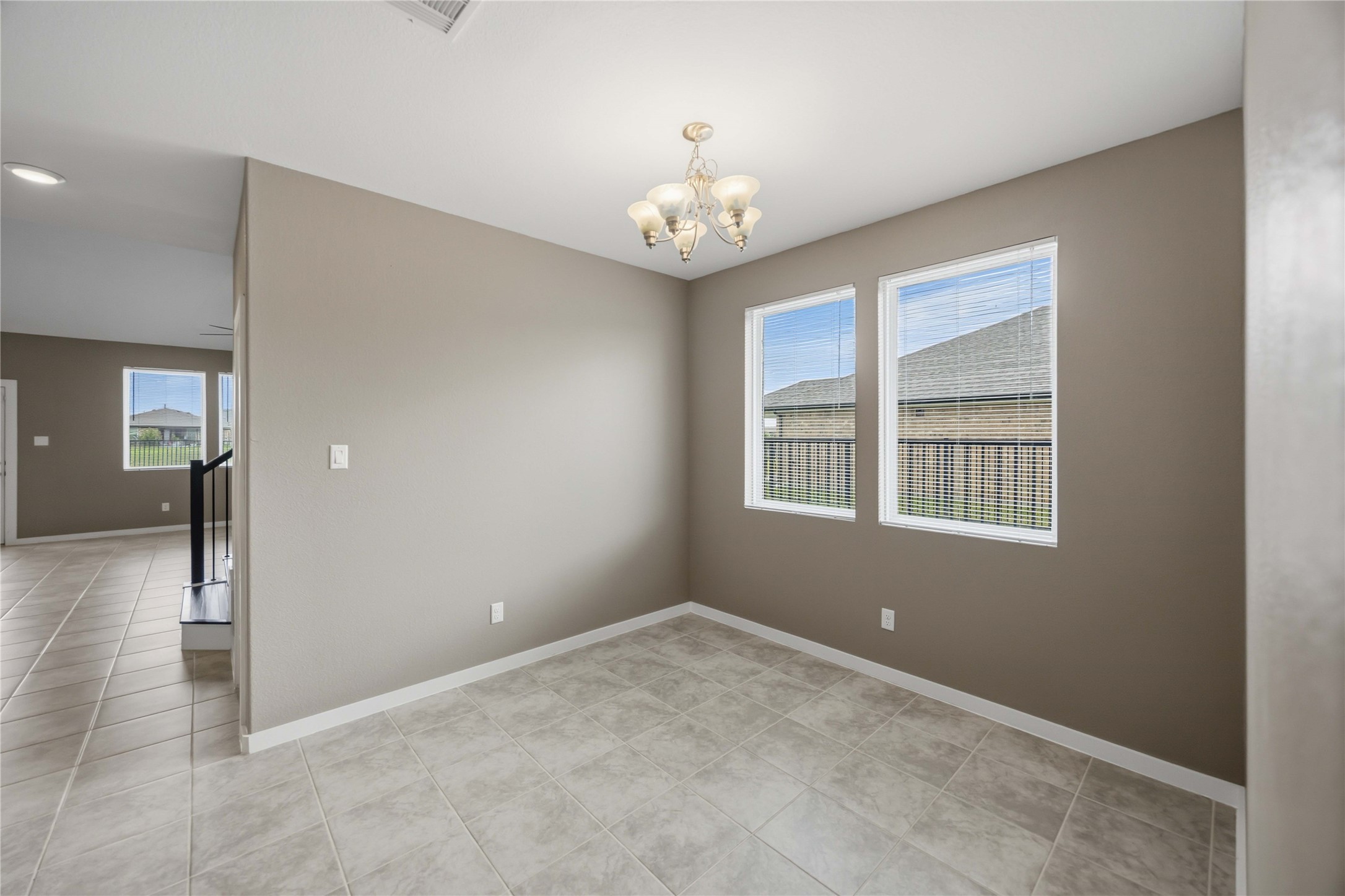 1239 Cascade Hls Drive Rosharon, TX 77583 - Photo 6 of 30 Gallery Image 6