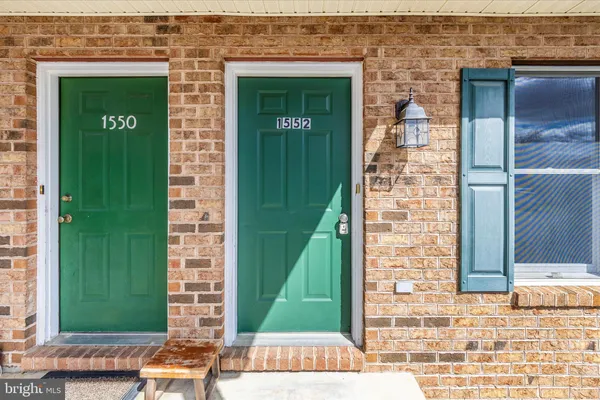 $1,600 | 1552 Crest View Avenue, Hagerstown, MD 21740