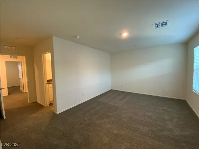 $1,800 | 4989 Chapin Mesa Avenue, Las Vegas, NV 89139