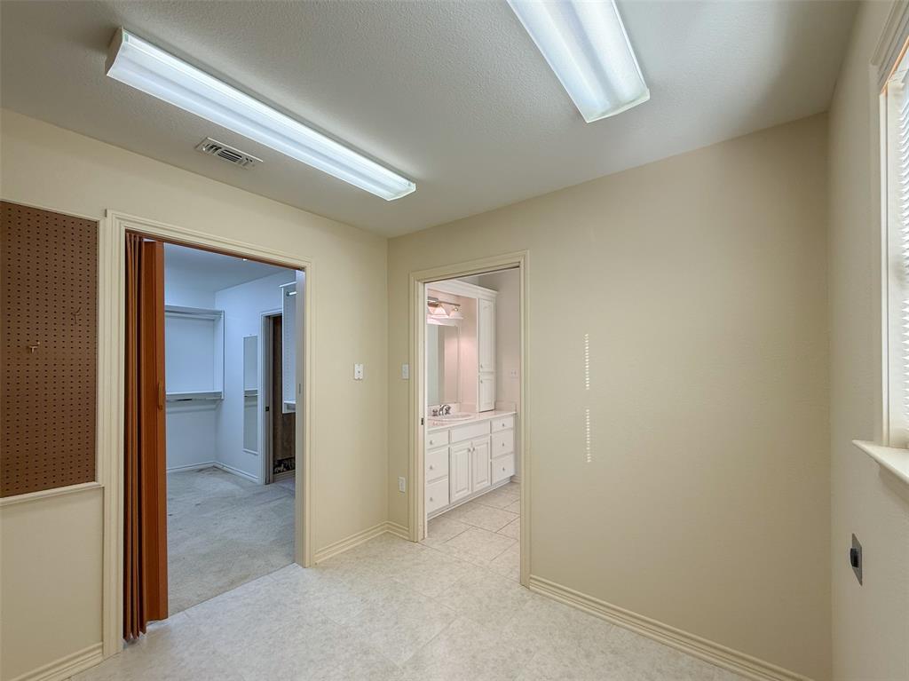 13001 Stonebridge Road Argyle, TX 76226 - Photo 37 of 40 Flex space off Primary Suite