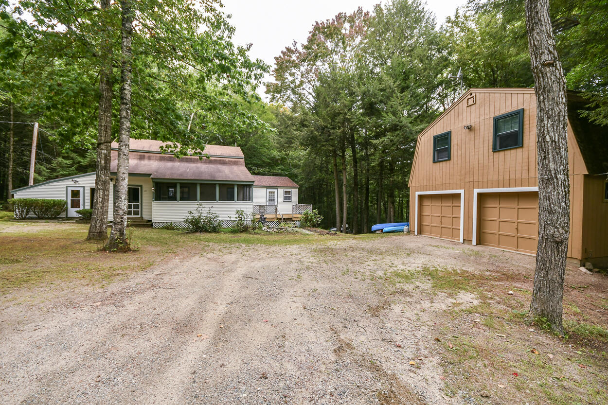 28 Pine Point Road Harrison, ME 04040 - Photo 4 of 41 1