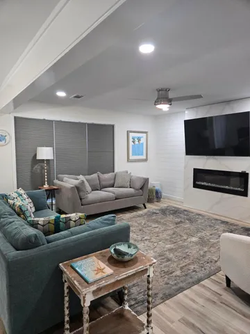 $4,300 | Undisclosed Address, Miramar Beach, FL 32550