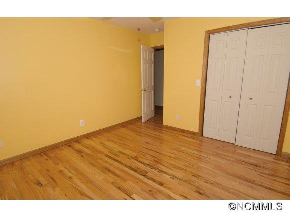 126 Penland Street Clyde, NC 28721 - Photo 15 of 24