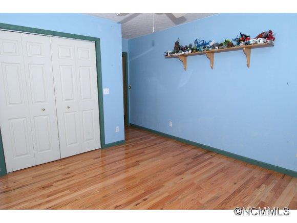 126 Penland Street Clyde, NC 28721 - Photo 17 of 24