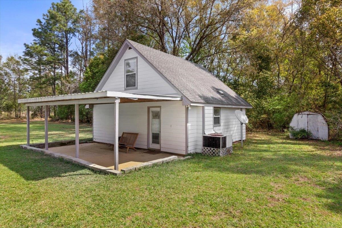 19255 Gunnison Road Fairhope, AL 36532 - Photo 3 of 34