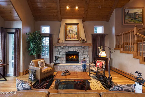 $2,675,000 | 341 Kensington Drive, Edwards, CO 81632