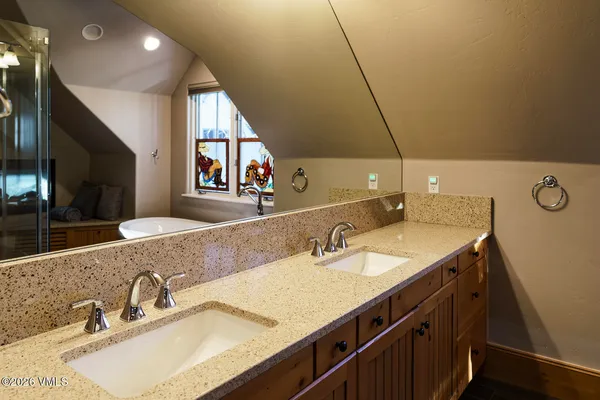 $2,675,000 | 341 Kensington Drive, Edwards, CO 81632